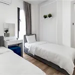 Caesar Blue Seaside Luxury
