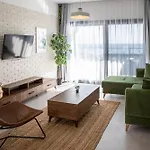 Caesar Blue Seaside Luxury Apartment *