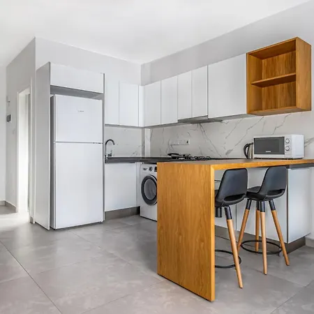 Caesar Blue Seaside Luxury Apartman Gasztriá