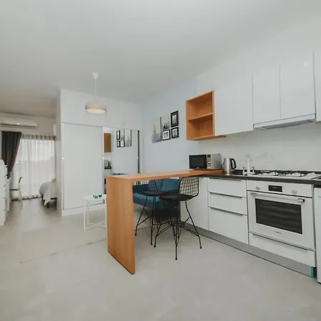 Caesar Blue Seaside Luxury Apartment *