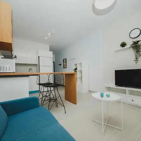 Caesar Blue Seaside Luxury *