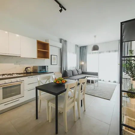 Caesar Blue Seaside Luxury Apartment