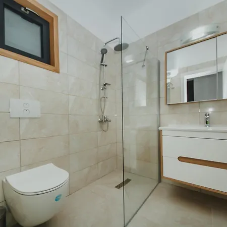 Caesar Blue Seaside Luxury Apartament Gastria