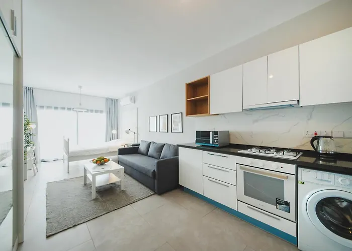 Caesar Blue Seaside Luxury *