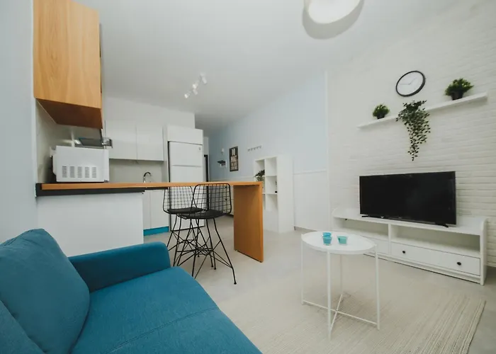 Caesar Blue Seaside Luxury *