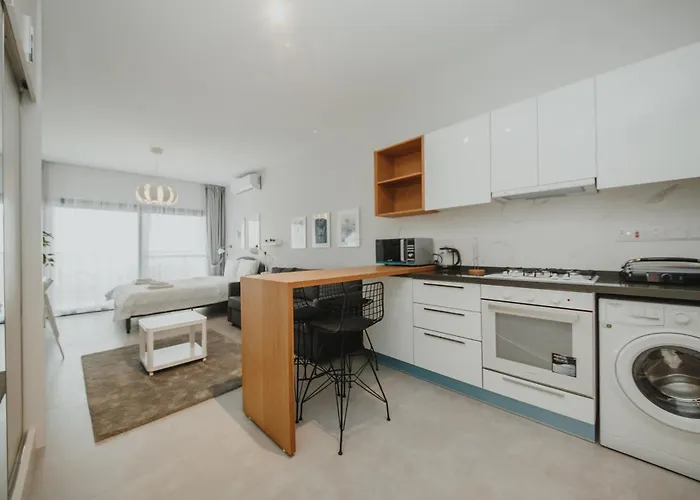 Caesar Blue Seaside Luxury * Gastria