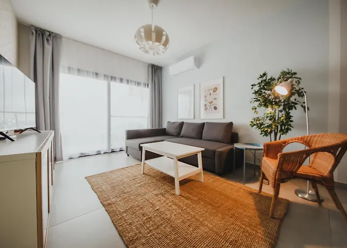 Caesar Blue Seaside Luxury Gastria